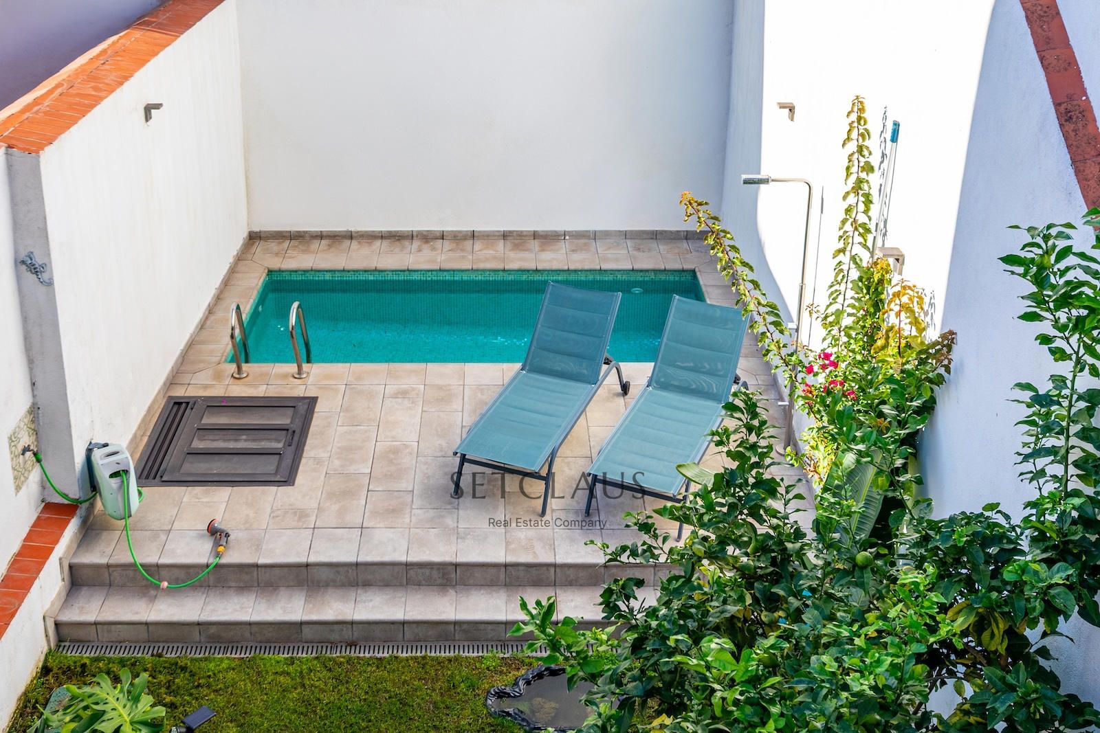 Inmueble Casa adosada de pueblo rehabilitada en 2018 con piscina salada en el centro de Mataró foto 25