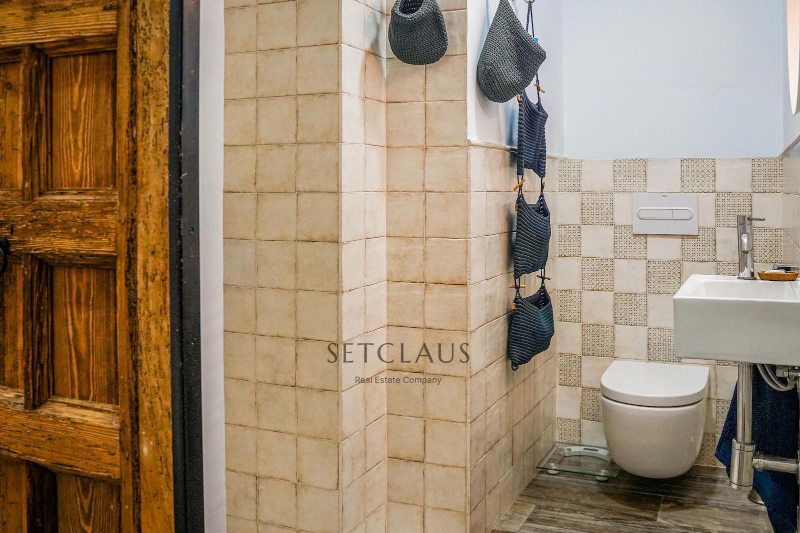 Inmueble Casa adosada de pueblo rehabilitada en 2018 con piscina salada en el centro de Mataró foto 32