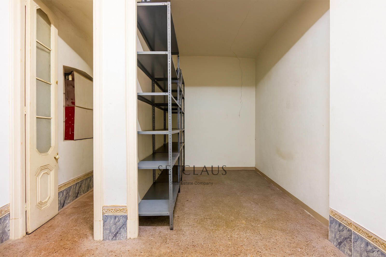 Comprar Casa de pueblo a reformar, con terraza, patio y buhardilla en el centro de El Masnou foto 25