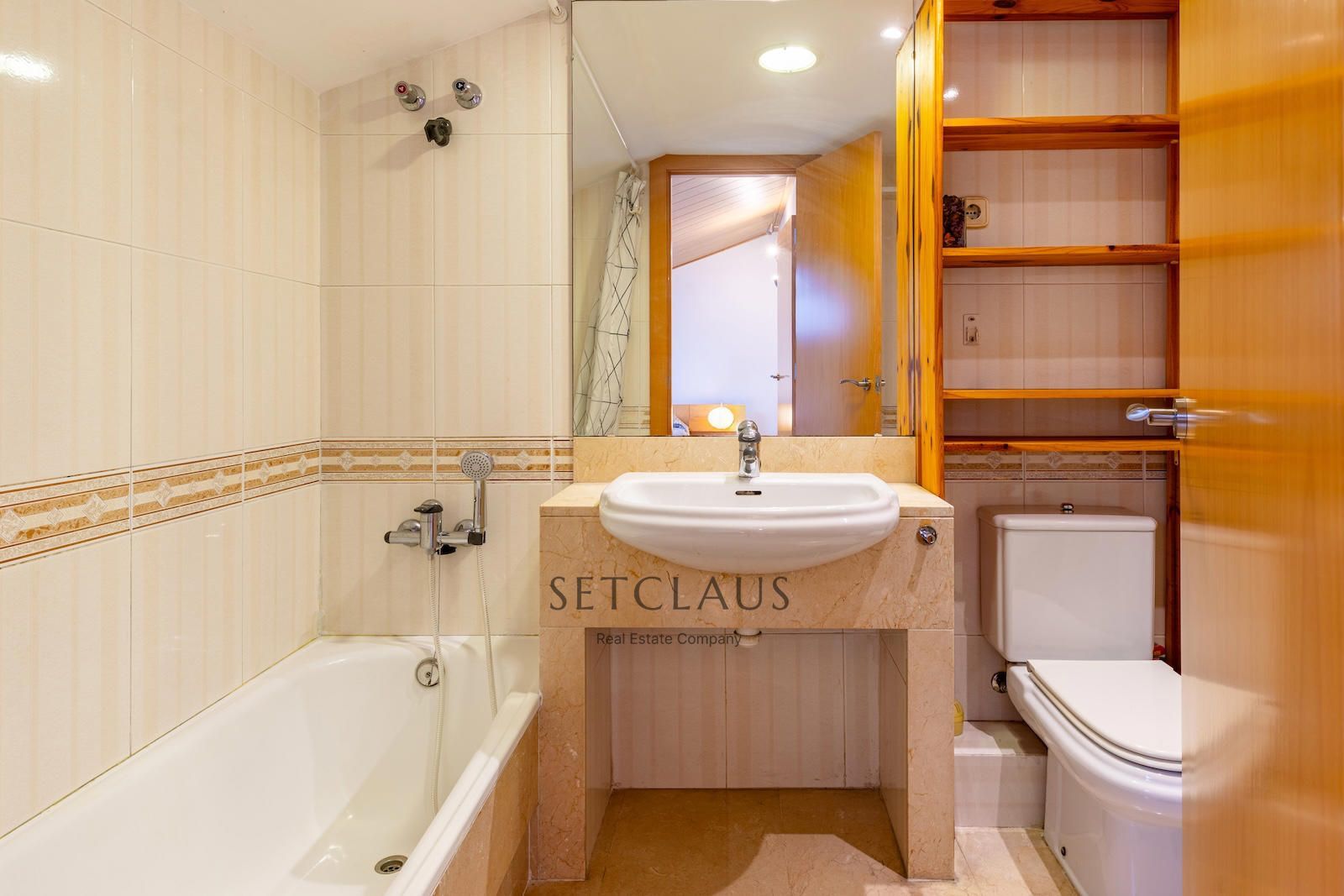 Inmueble Adosada en zona tranquila y cerca del centro del pueblo foto 30