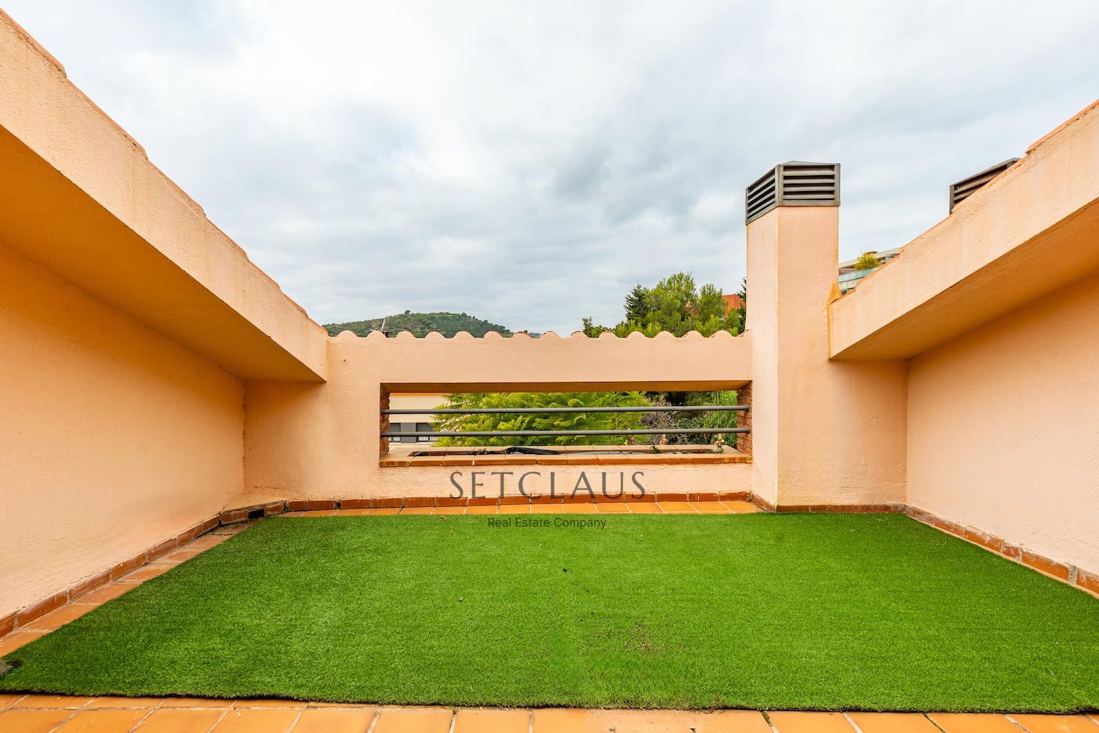 Inmueble Adosada en zona tranquila y cerca del centro del pueblo foto 37