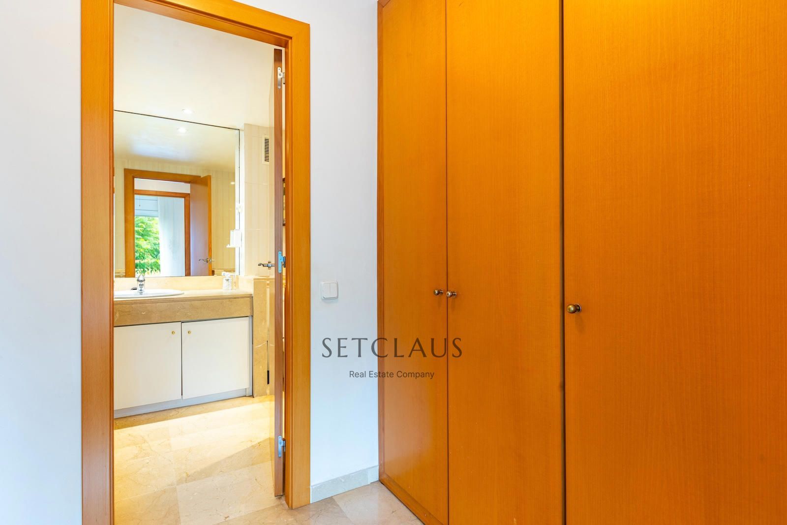 Inmueble Adosada en zona tranquila y cerca del centro del pueblo foto 24