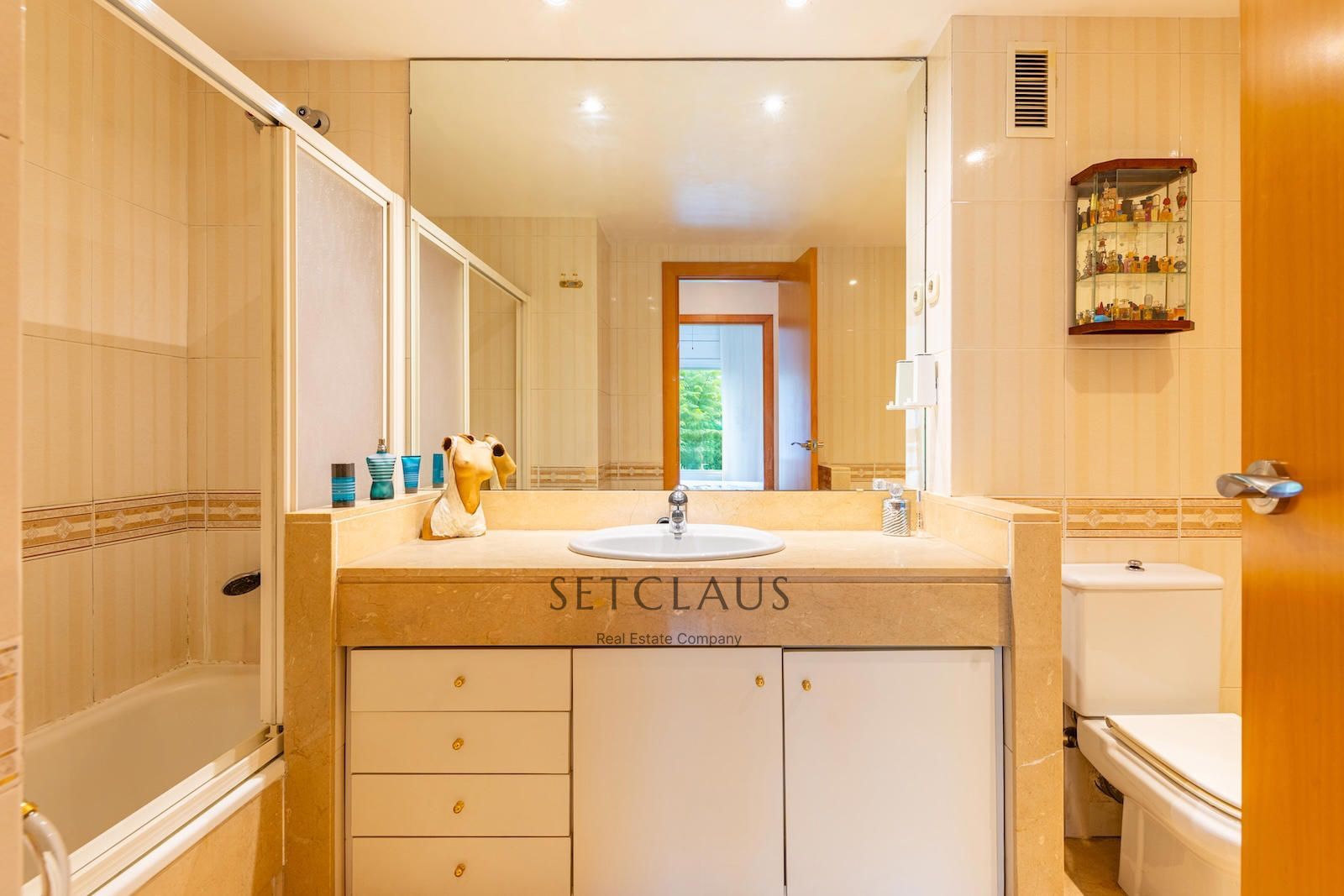 Inmueble Adosada en zona tranquila y cerca del centro del pueblo foto 25