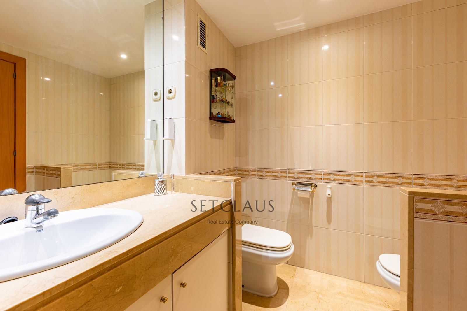 Inmueble Adosada en zona tranquila y cerca del centro del pueblo foto 26