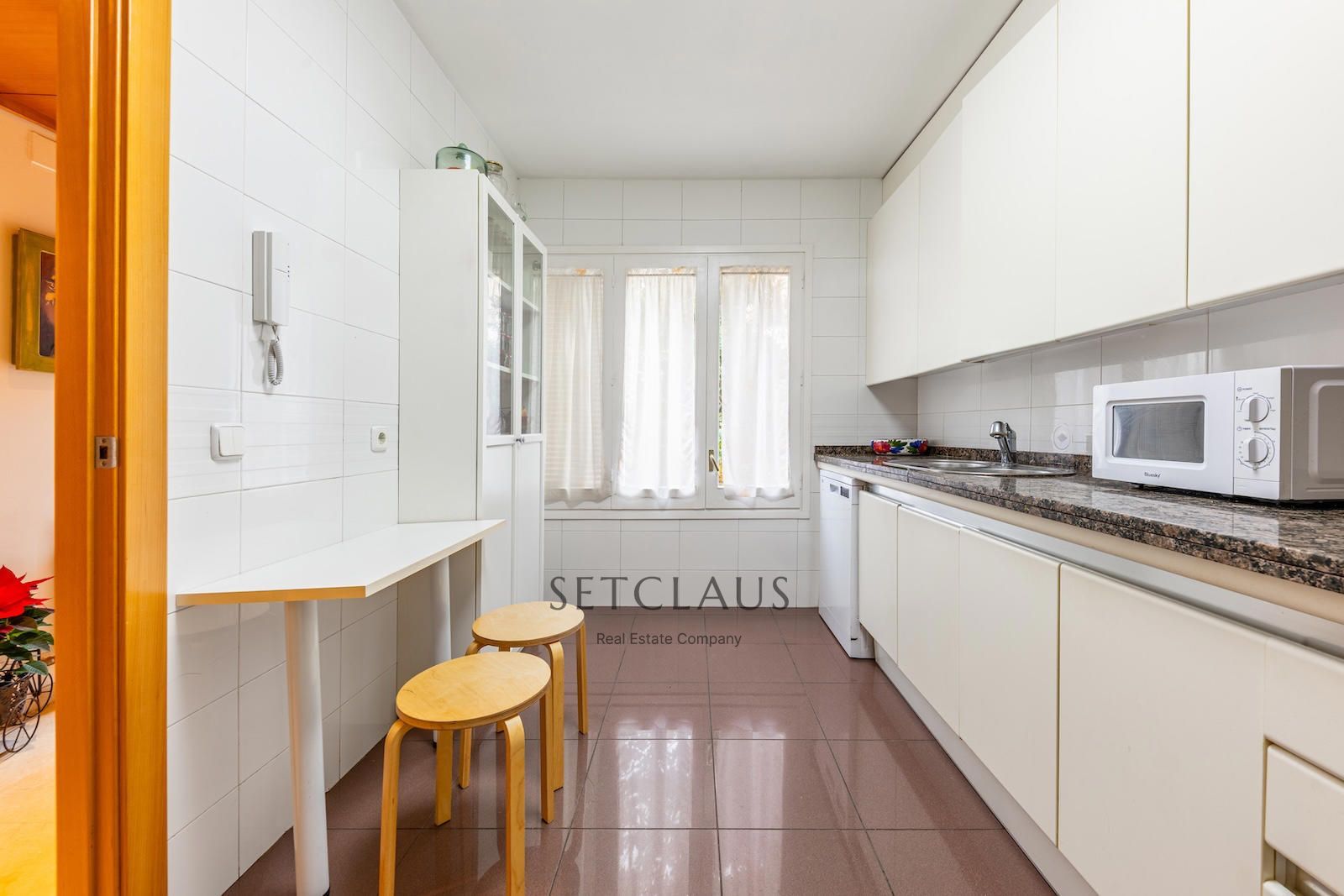 Inmueble Adosada en zona tranquila y cerca del centro del pueblo foto 17