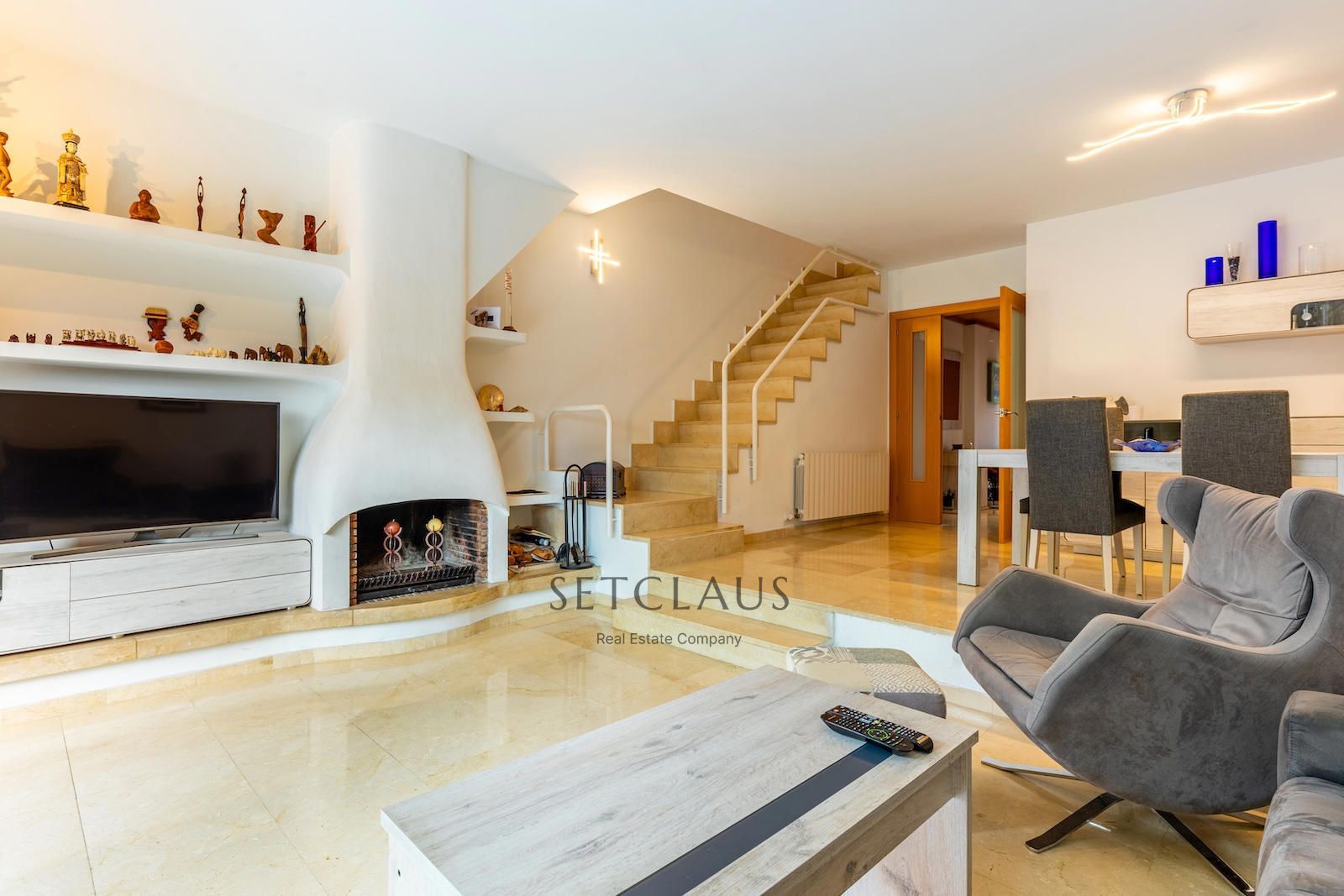 Inmueble Adosada en zona tranquila y cerca del centro del pueblo foto 3