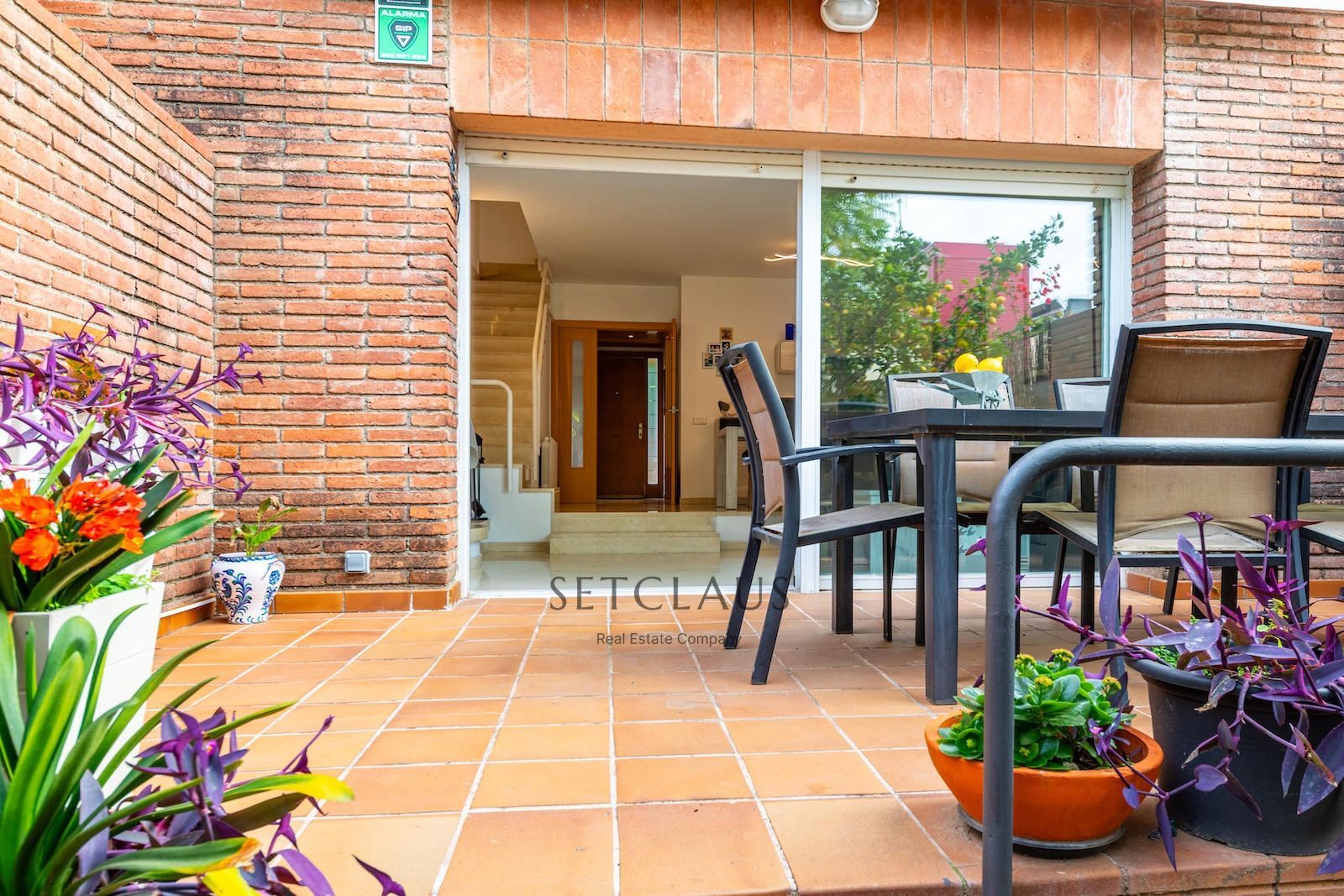 Inmueble Adosada en zona tranquila y cerca del centro del pueblo foto 13