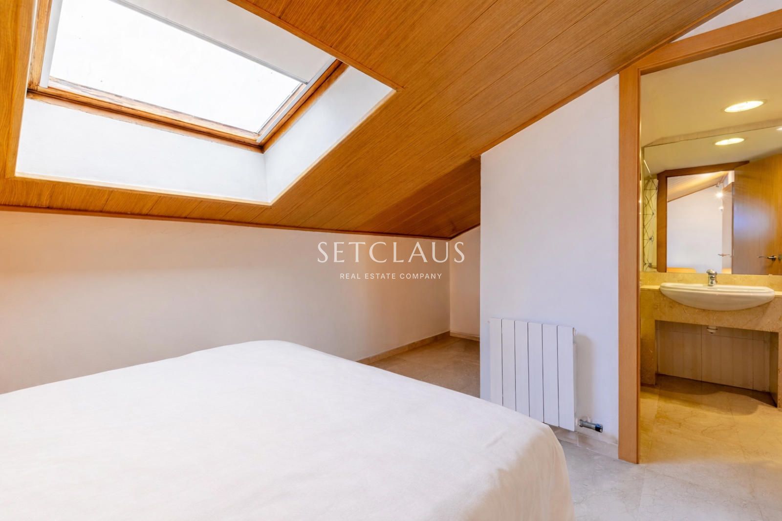 Comprar Casa adossada en zona tranquil·la i a prop del centre del poble foto 29