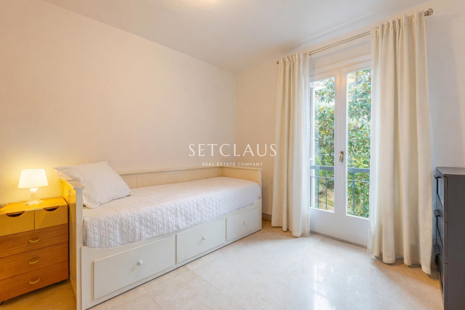 Comprar Casa adossada en zona tranquil·la i a prop del centre del poble foto 41