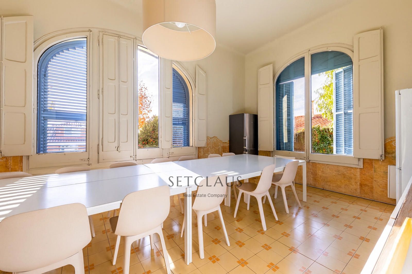 Inmueble Casa colonial neoclásica catalogada con jardín y piscina en El Masnou foto 14