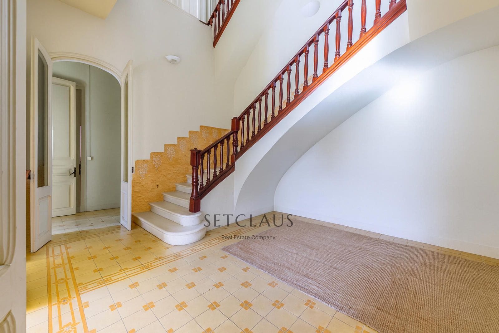 Inmueble Casa colonial neoclásica catalogada con jardín y piscina en El Masnou foto 18