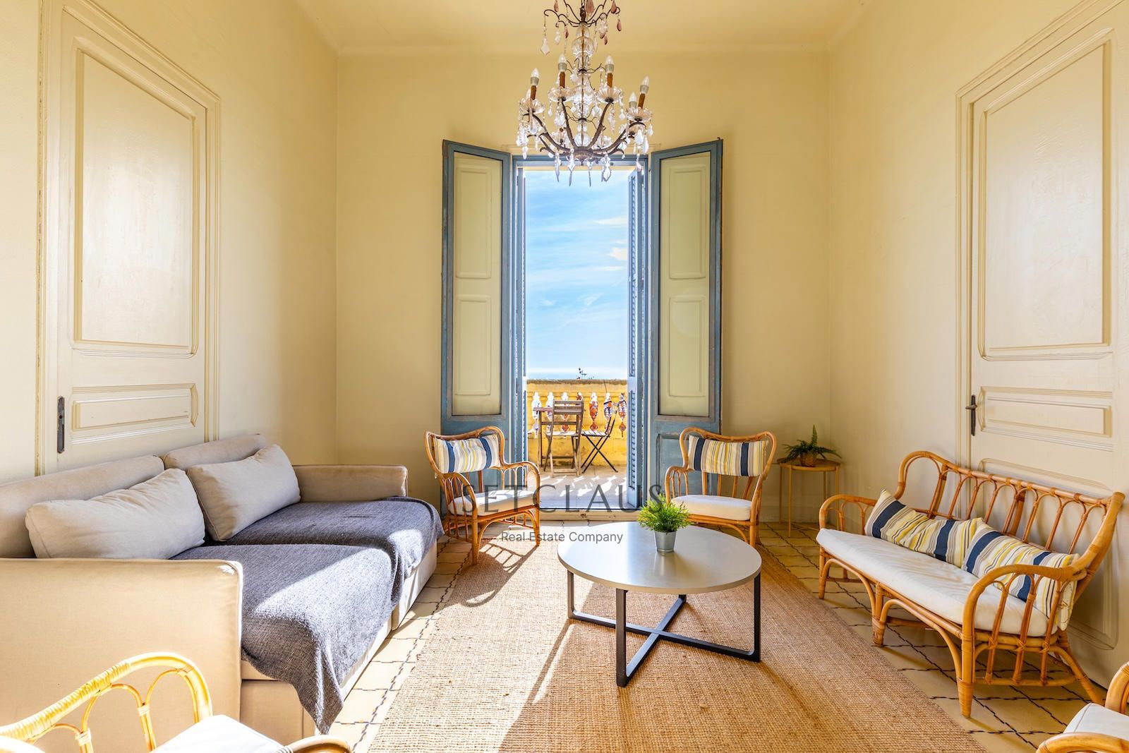 Inmueble Casa colonial neoclásica catalogada con jardín y piscina en El Masnou foto 24