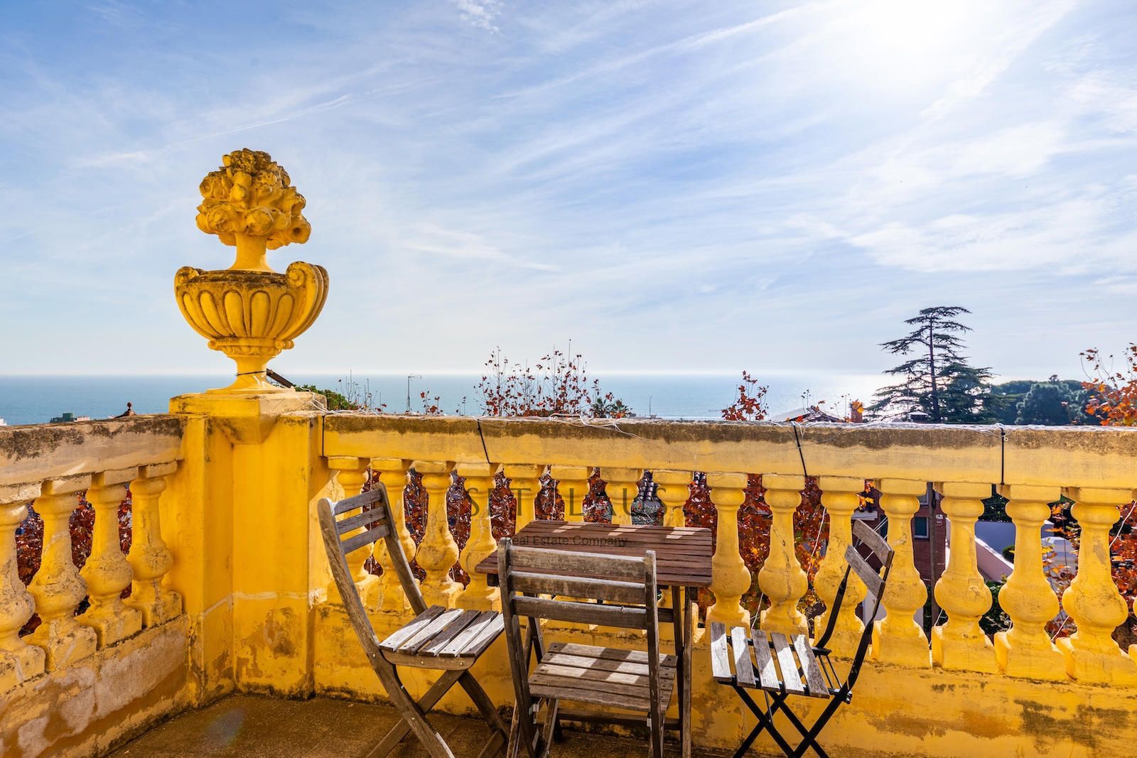 Inmueble Casa colonial neoclásica catalogada con jardín y piscina en El Masnou foto 31