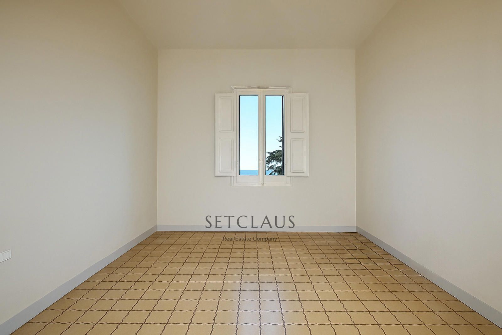 Inmueble Casa colonial neoclásica catalogada con jardín y piscina en El Masnou foto 36