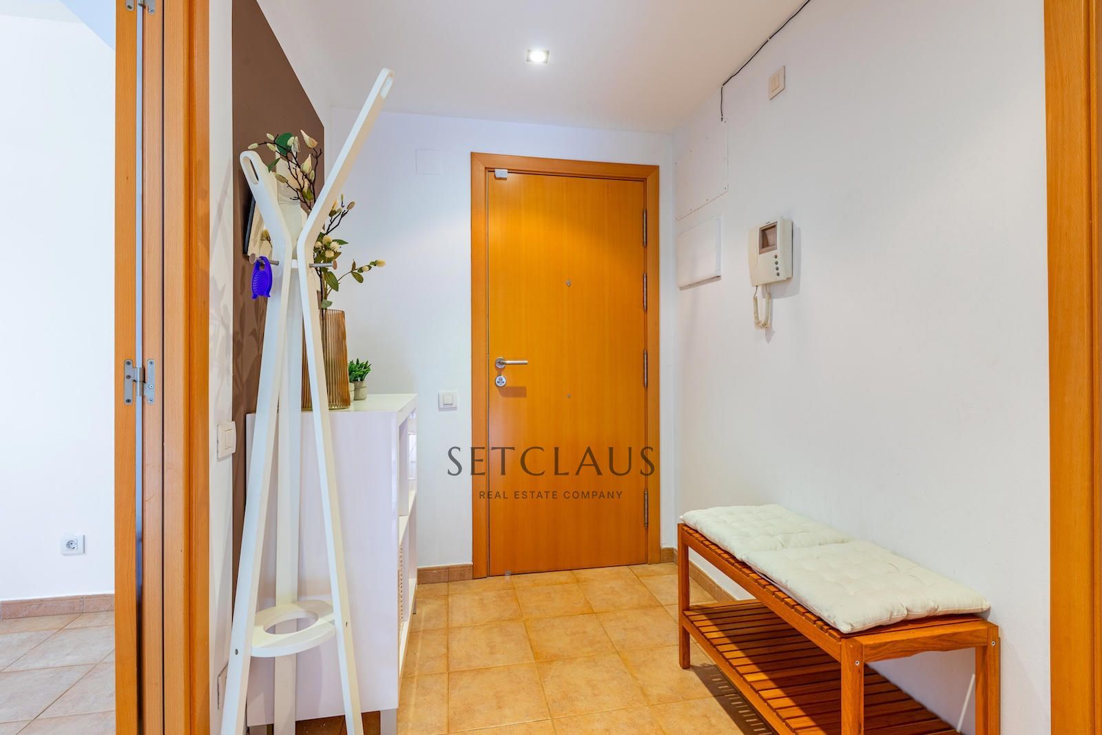 Comprar Apartamento con gran terraza, parking y piscina en Fenals (Lloret de Mar) foto 15