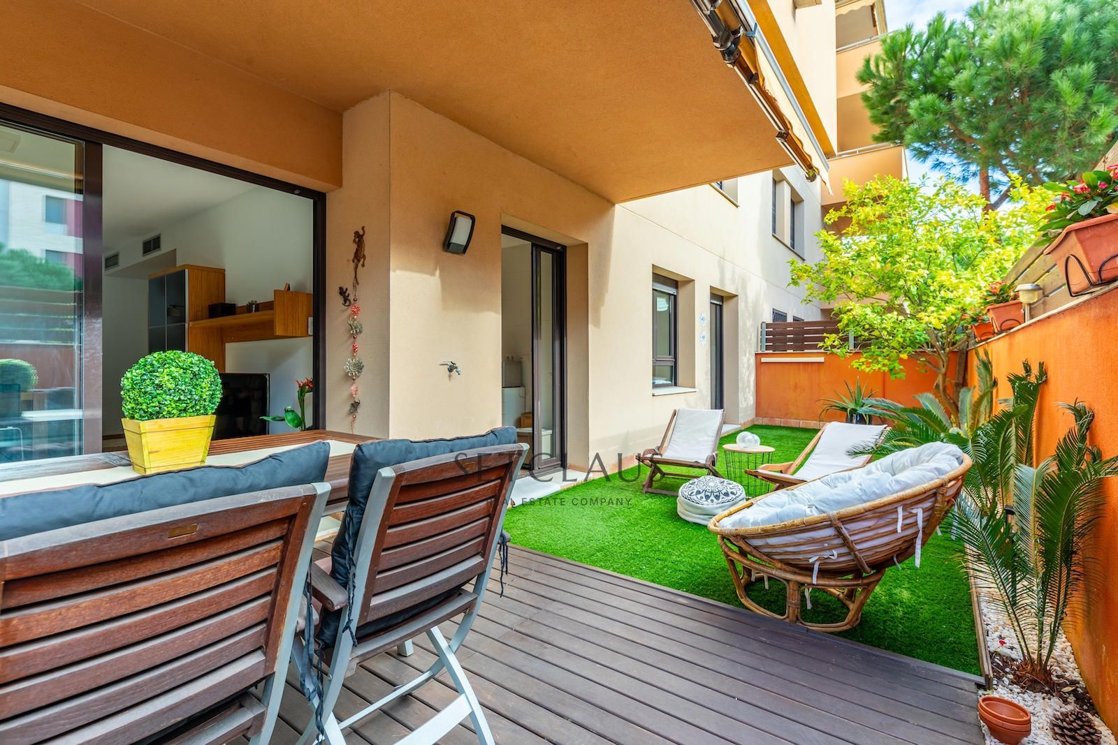 Apartamento con gran terraza, parking y piscina en Fenals (Lloret de Mar)