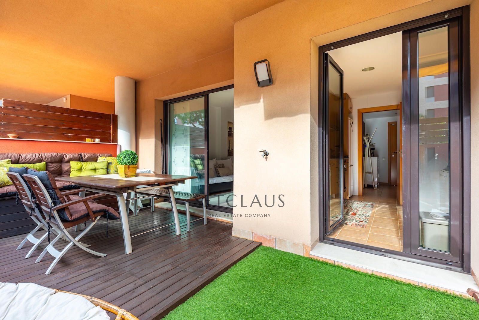 Comprar Apartamento con gran terraza, parking y piscina en Fenals (Lloret de Mar) foto 22