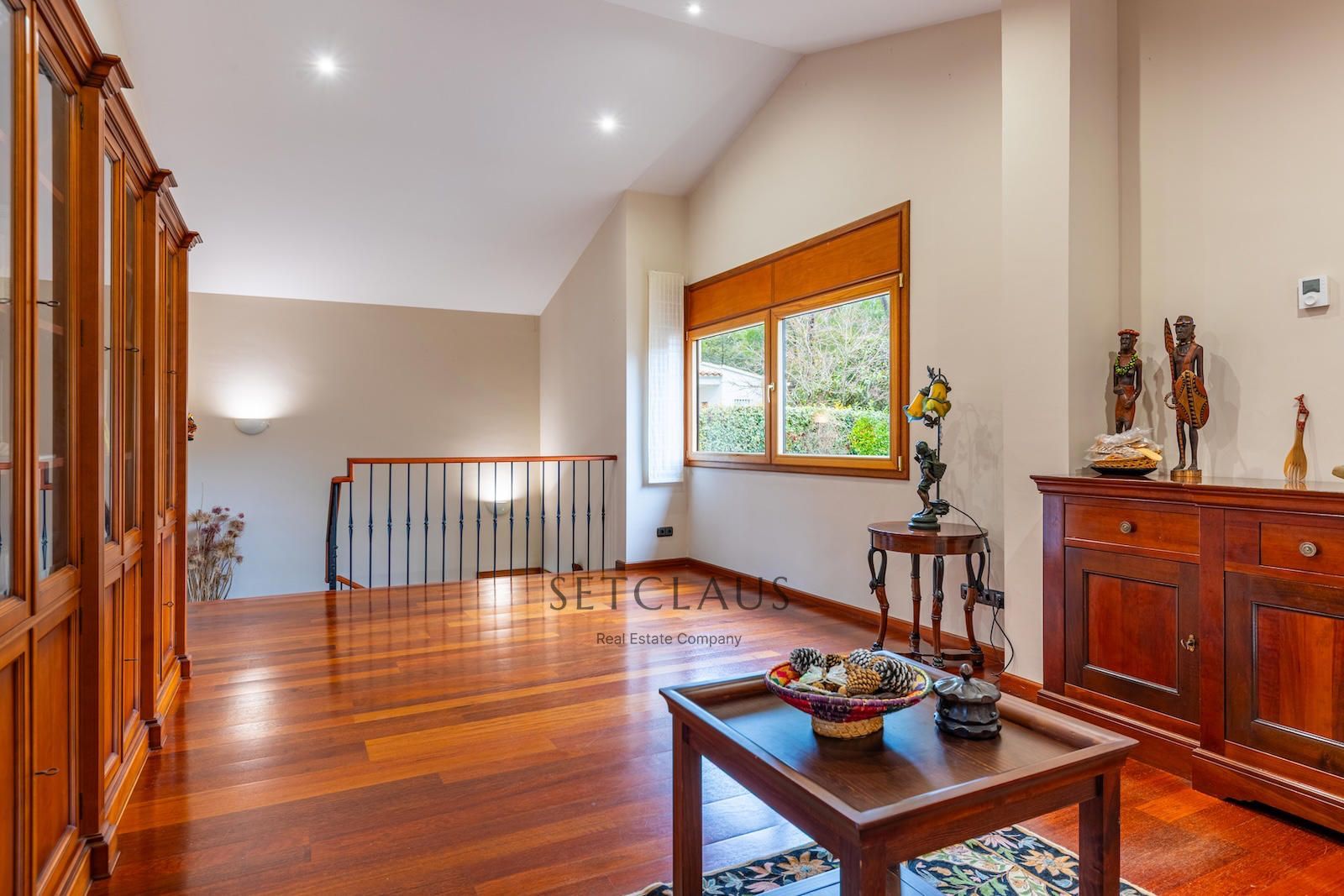 Inmueble VALLROMANES. Central location, with plenty of natural light and panoramic views foto 22