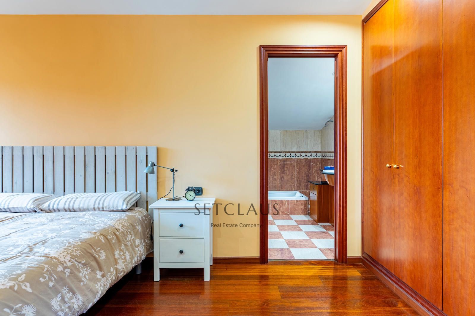 Inmueble VALLROMANES. Central location, with plenty of natural light and panoramic views foto 31