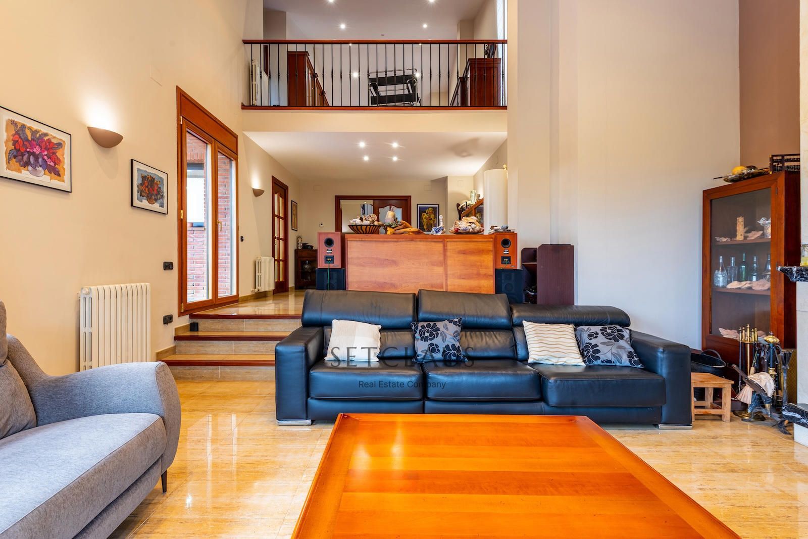 Inmueble VALLROMANES. Central location, with plenty of natural light and panoramic views foto 11