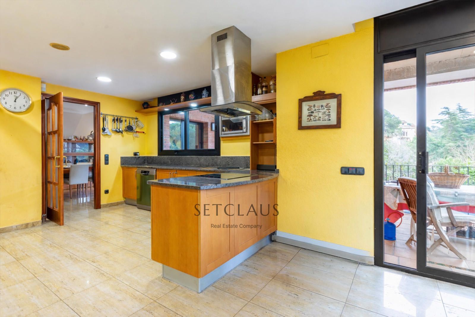 Inmueble VALLROMANES. Central location, with plenty of natural light and panoramic views foto 20