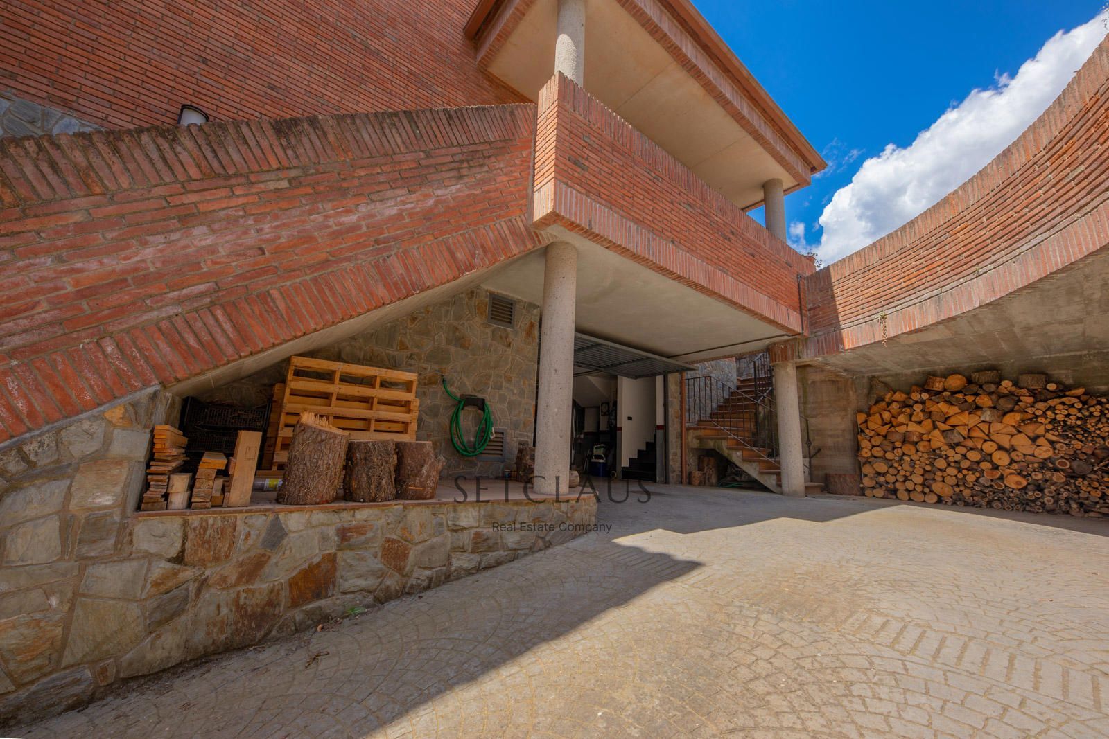 Inmueble VALLROMANES. Central location, with plenty of natural light and panoramic views foto 42