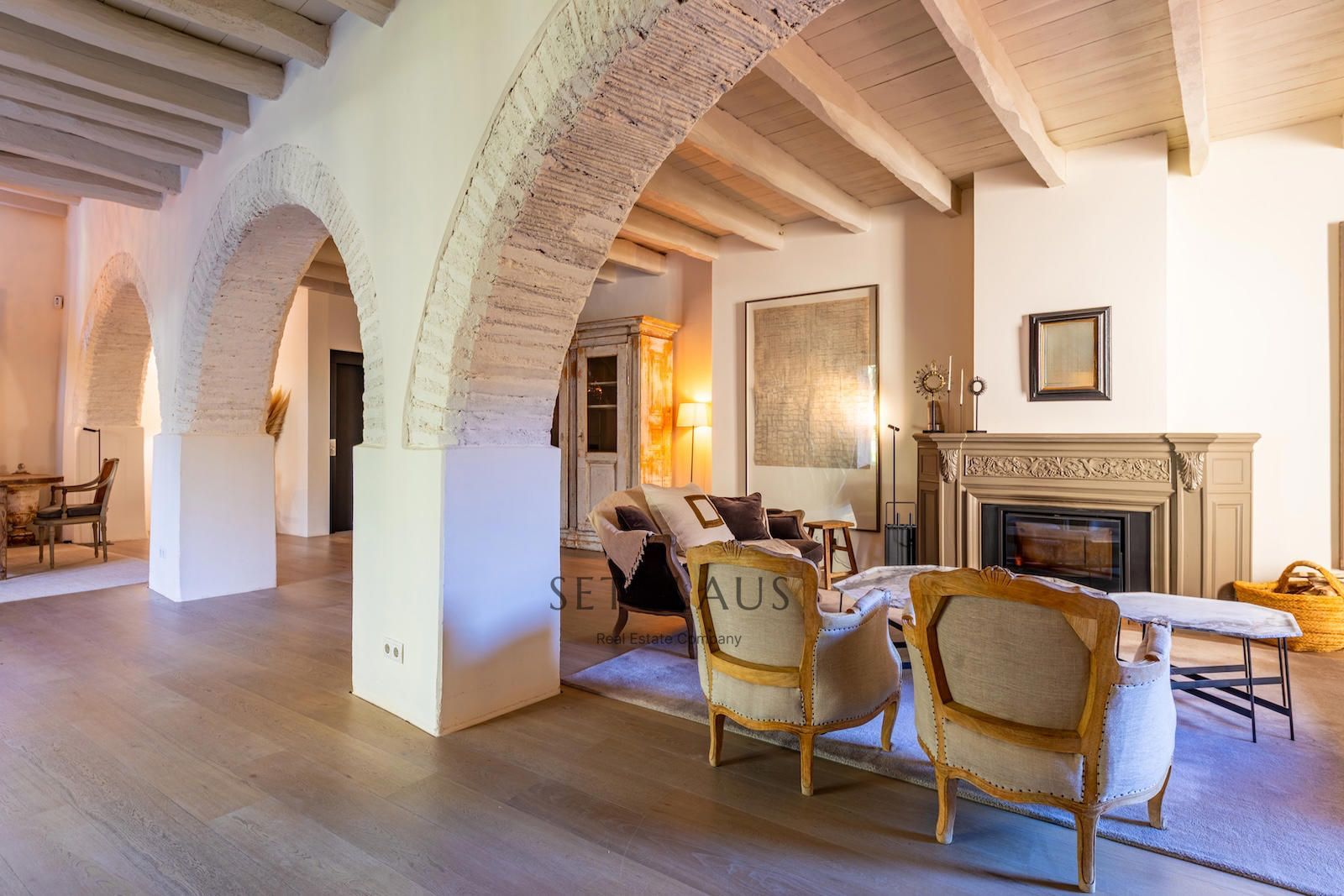 Comprar Masia historica en el centro foto 10