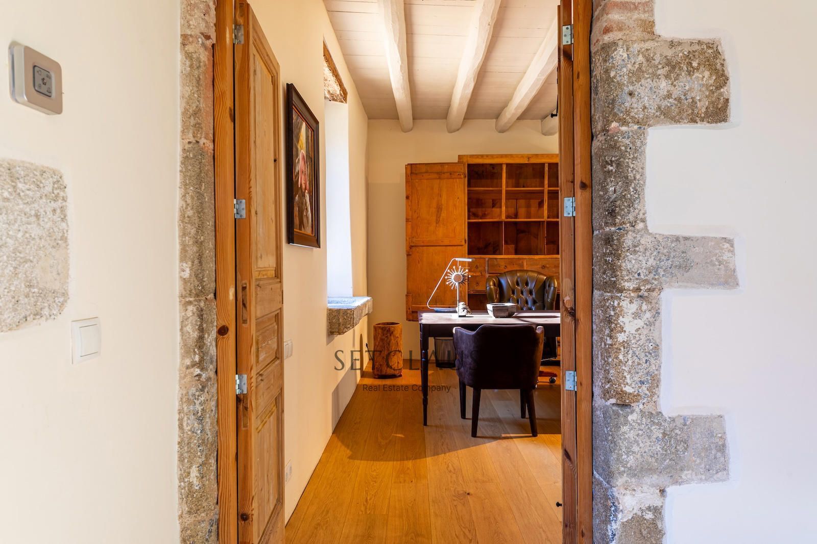 Comprar Masia historica en el centro foto 27