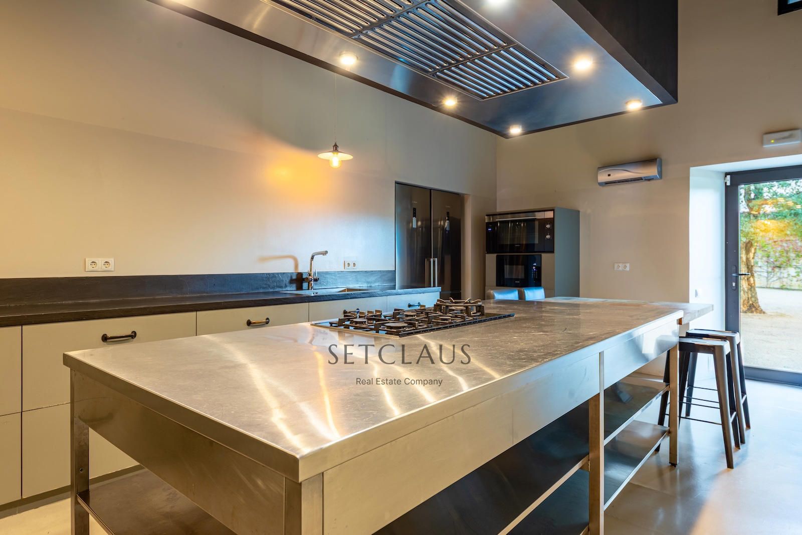 Comprar Masia historica en el centro foto 34