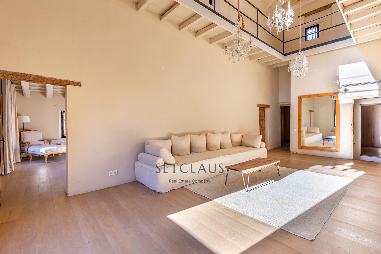 Comprar Masia historica en el centro foto 48