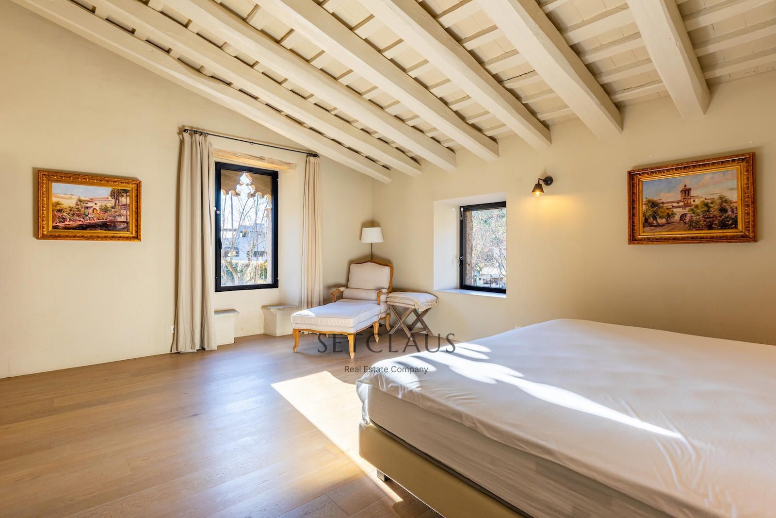 Comprar Masia historica en el centro foto 54