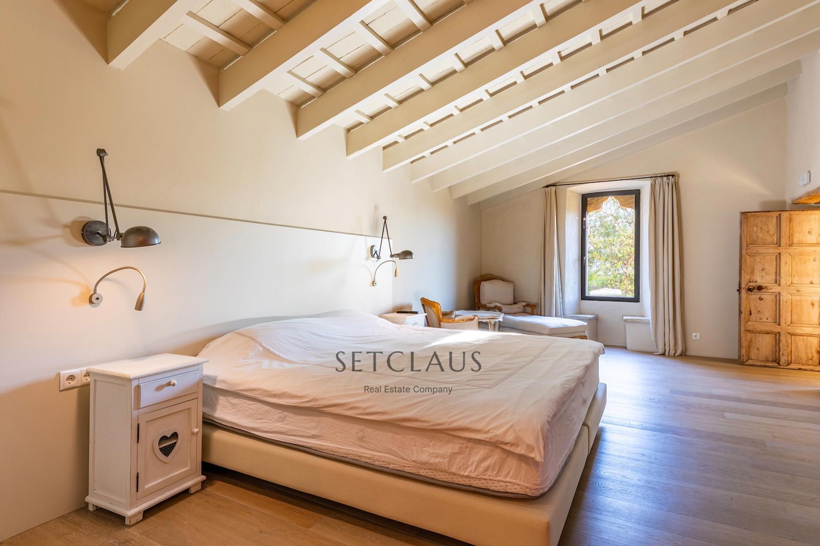 Comprar Masia historica en el centro foto 59