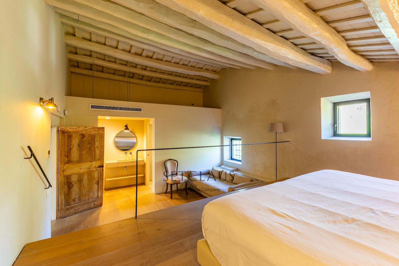 Comprar Masia historica en el centro foto 74