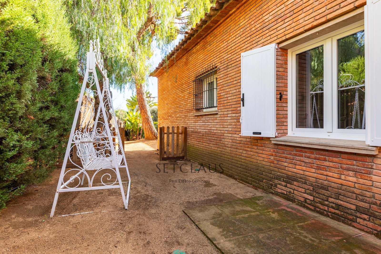 Comprar Chalet independiente en Premia de Dalt el lujo de vivir sin escaleras foto 13