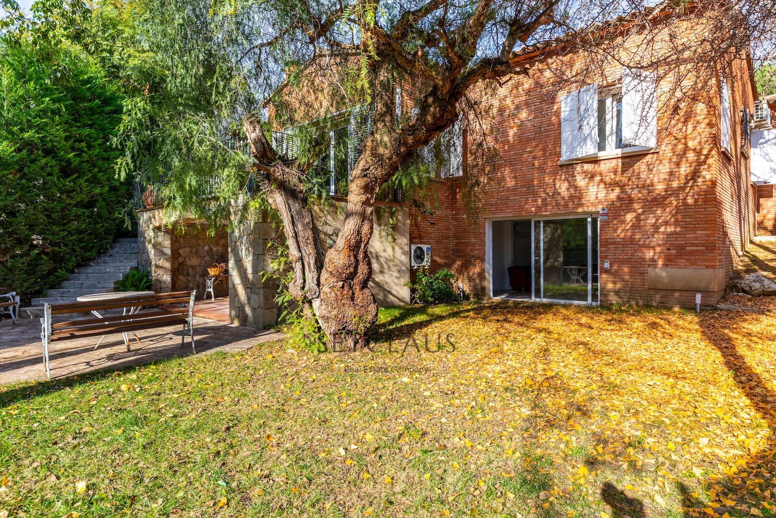 Comprar Chalet independiente en Premia de Dalt el lujo de vivir sin escaleras foto 6