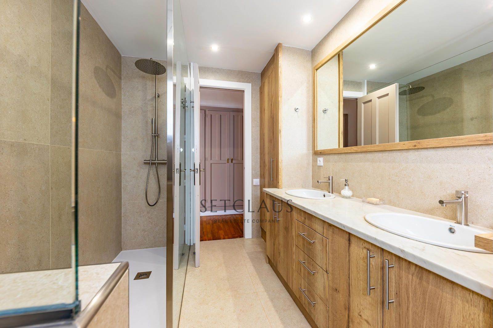 Inmueble Casa única de una sola planta a pie de calle en el Centro de Premiá de Dalt foto 14