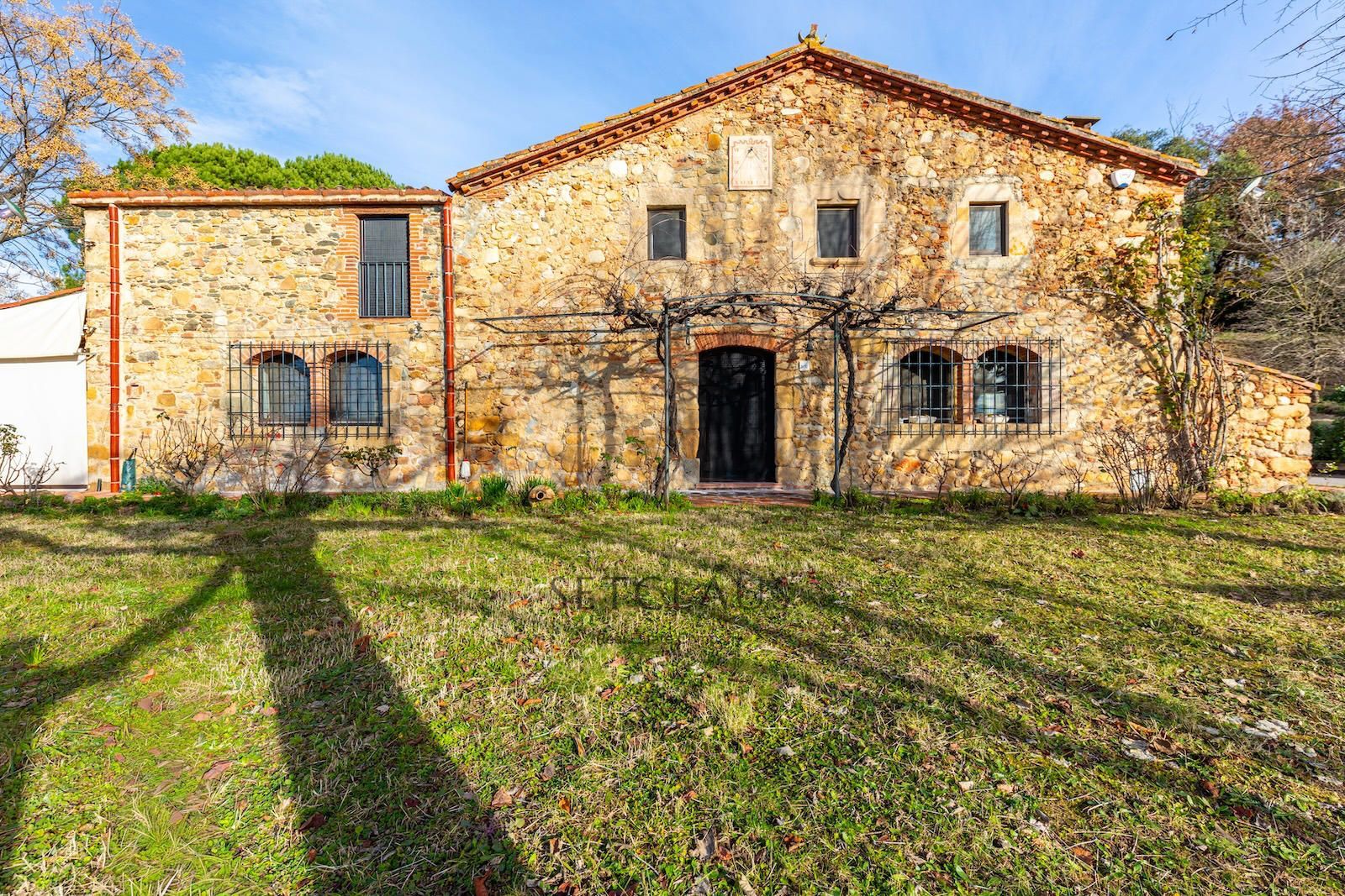 Comprar SANT FELIU DE BUIXALLEU. Authentic century-old farmhouse with land foto 13