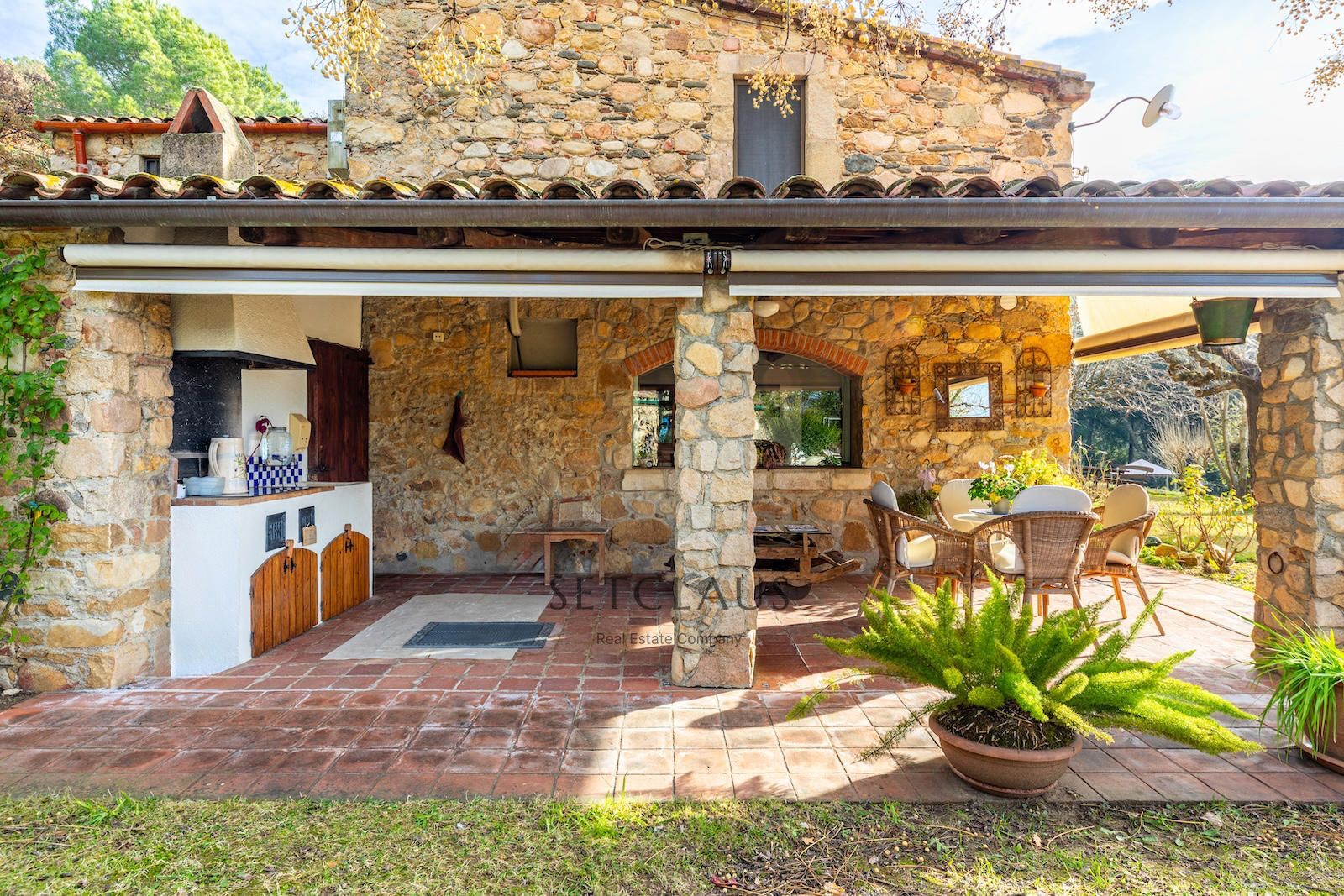 Comprar SANT FELIU DE BUIXALLEU. Authentic century-old farmhouse with land foto 8