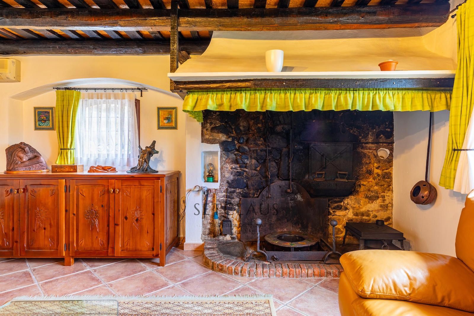 Comprar SANT FELIU DE BUIXALLEU. Authentic century-old farmhouse with land foto 25