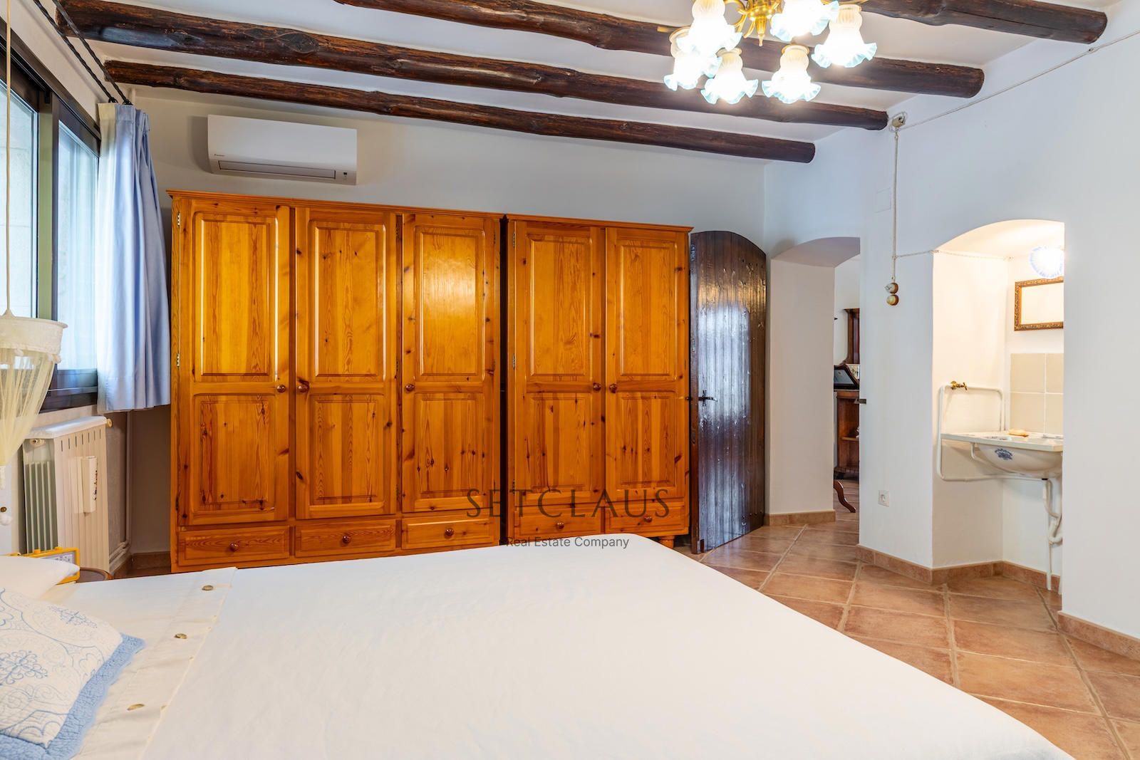 Comprar SANT FELIU DE BUIXALLEU. Authentic century-old farmhouse with land foto 32