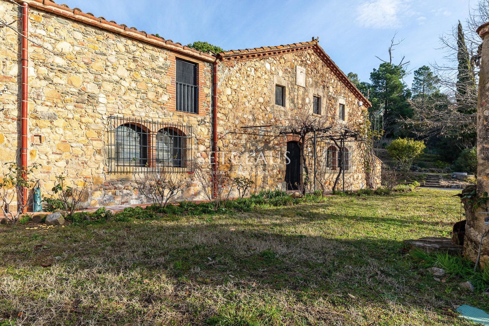 Inmueble Masía con encanto y gran terreno en Breda – Sant Feliu de Buixalleu foto 6