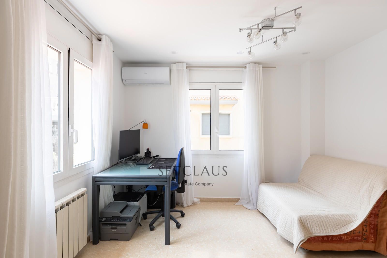 Comprar Chalet independiente con jardín de 325 m² y 5 habitaciones en Can Teixidó (Alella) foto 41