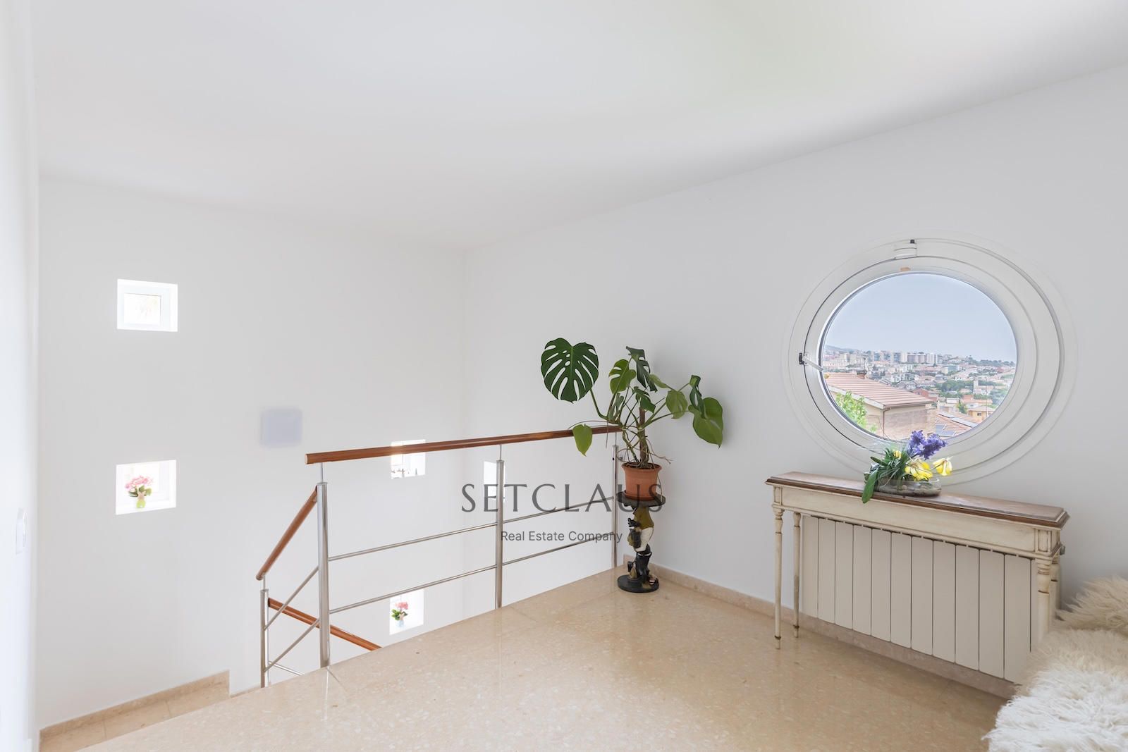 Comprar Chalet independiente con jardín de 325 m² y 5 habitaciones en Can Teixidó (Alella) foto 48