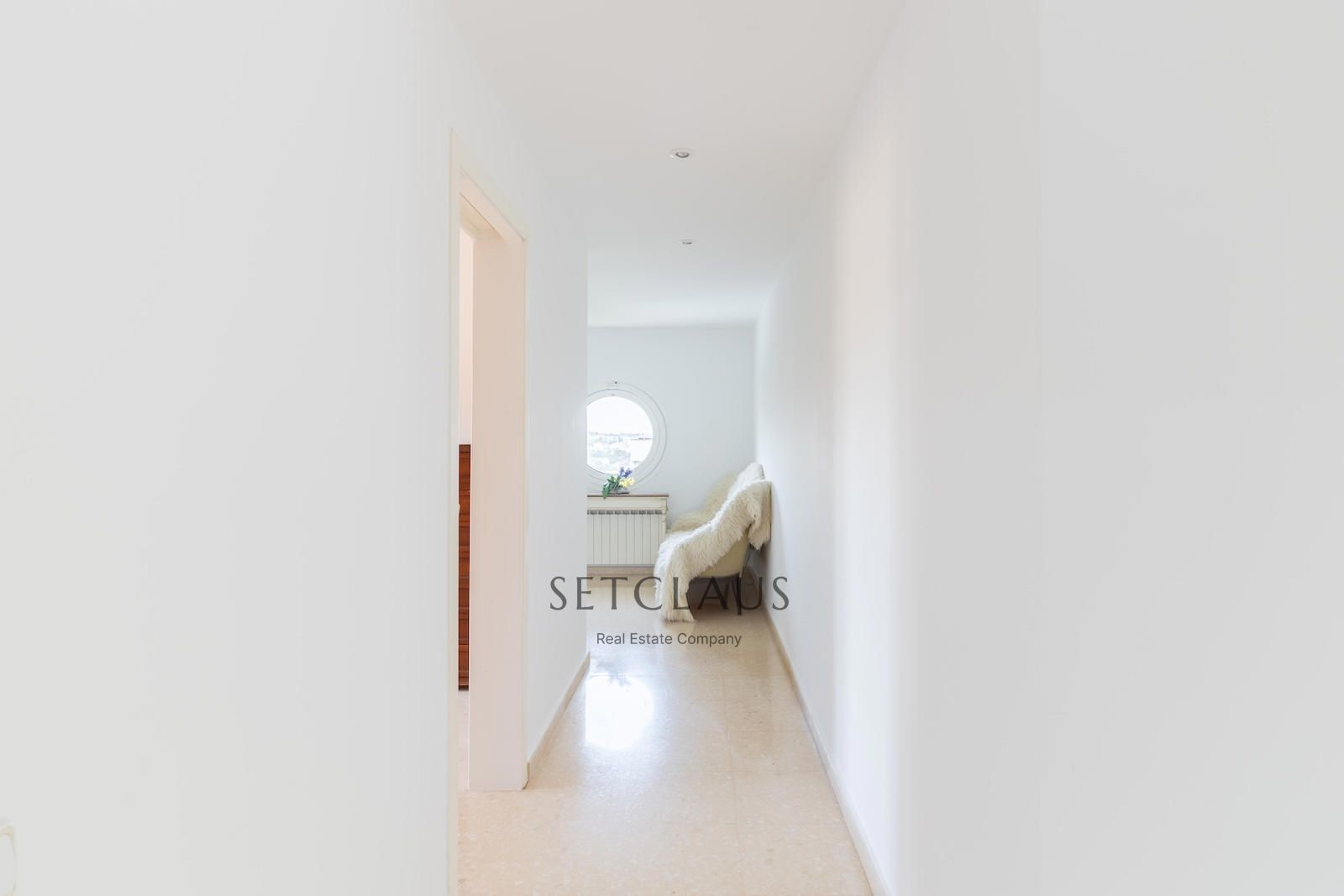 Comprar Chalet independiente con jardín de 325 m² y 5 habitaciones en Can Teixidó (Alella) foto 33