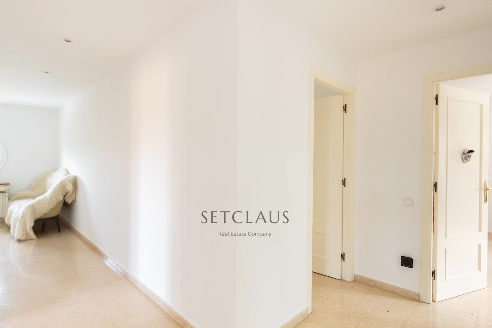 Comprar Chalet independiente con jardín de 325 m² y 5 habitaciones en Can Teixidó (Alella) foto 34