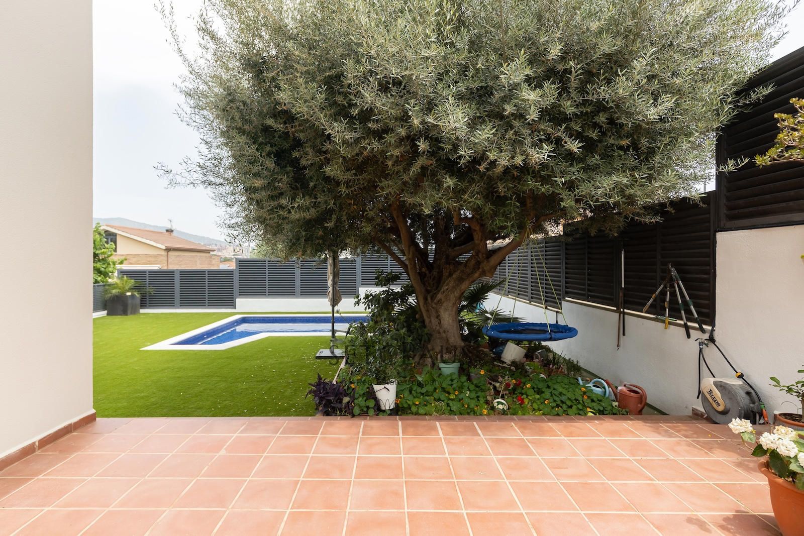 Comprar Chalet independiente con jardín de 325 m² y 5 habitaciones en Can Teixidó (Alella) foto 59