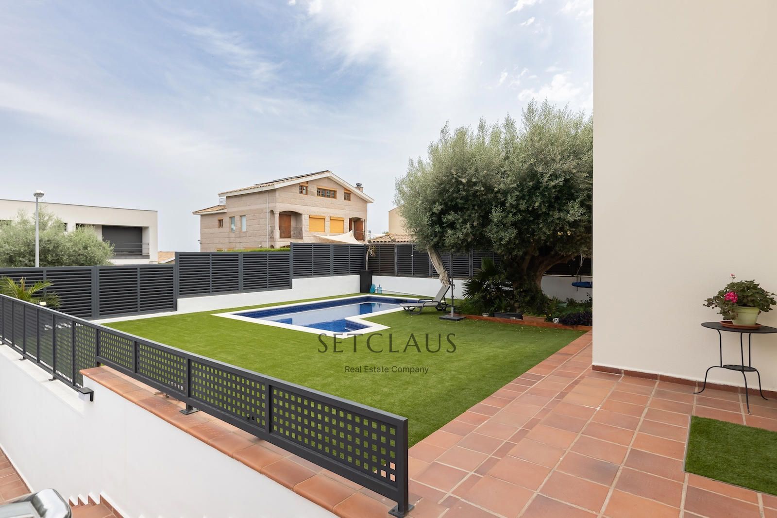 Comprar Chalet independiente con jardín de 325 m² y 5 habitaciones en Can Teixidó (Alella) foto 65