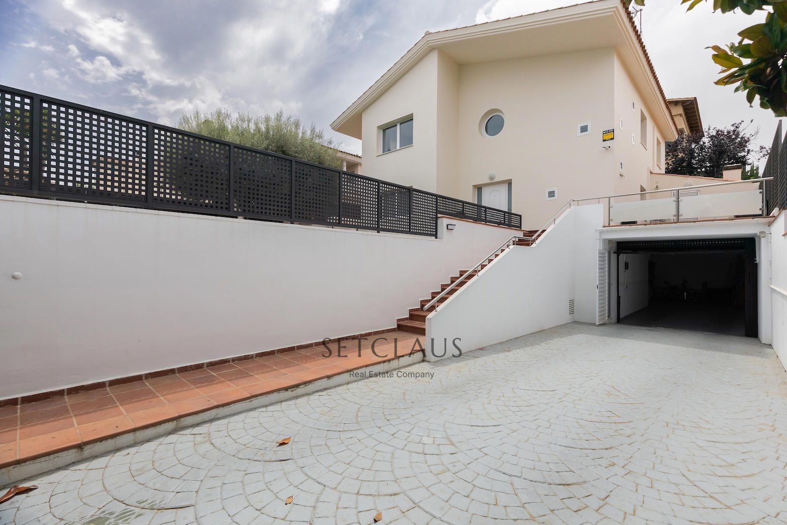 Comprar Chalet independiente con jardín de 325 m² y 5 habitaciones en Can Teixidó (Alella) foto 78