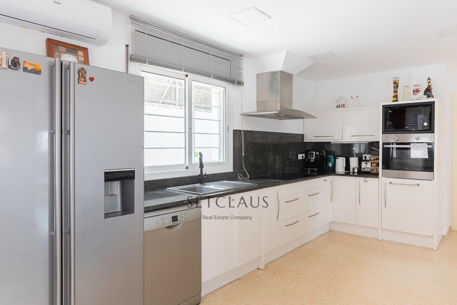 Comprar Chalet independiente con jardín de 325 m² y 5 habitaciones en Can Teixidó (Alella) foto 18