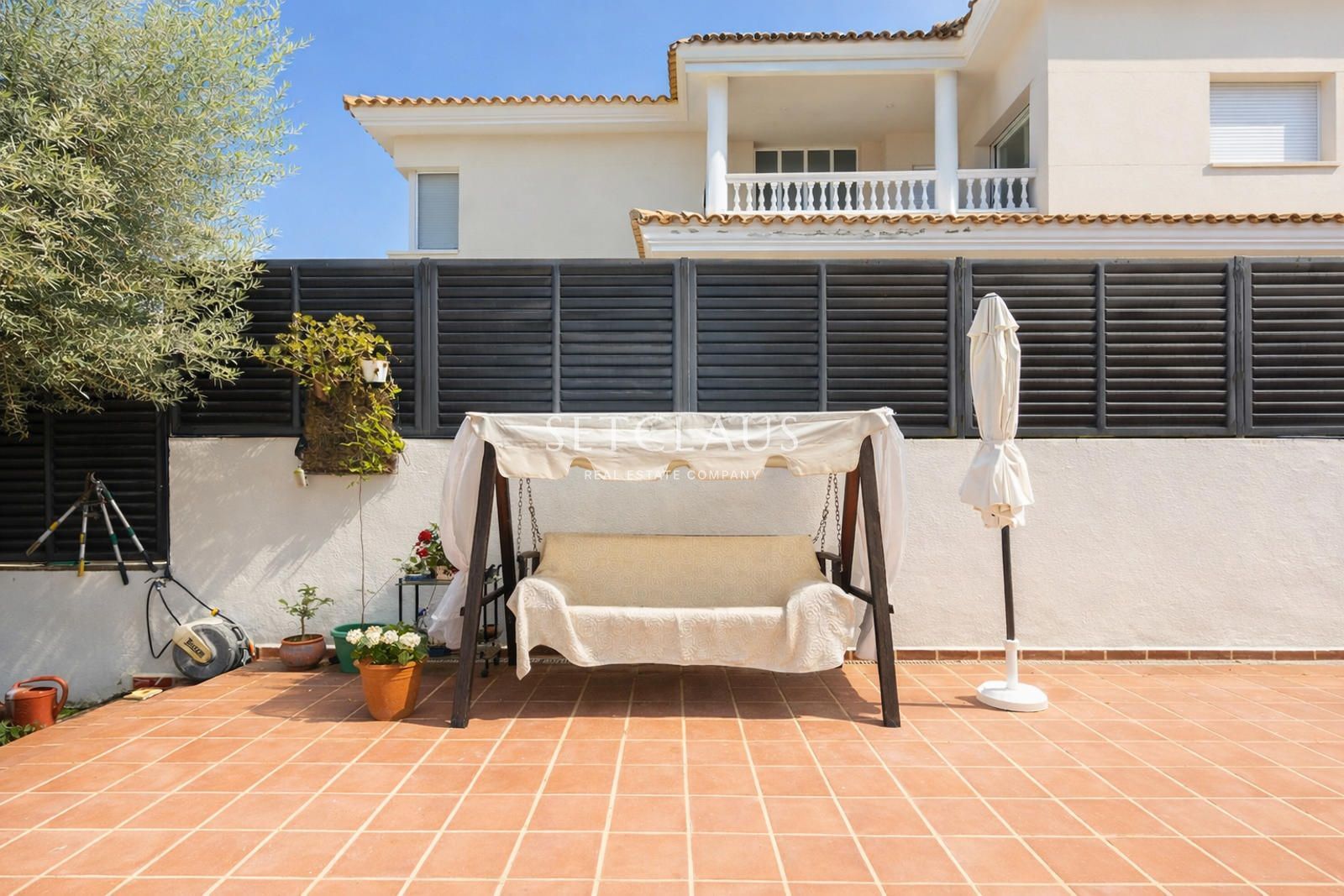 Comprar Chalet independiente con jardín de 325 m² y 5 habitaciones en Can Teixidó (Alella) foto 59